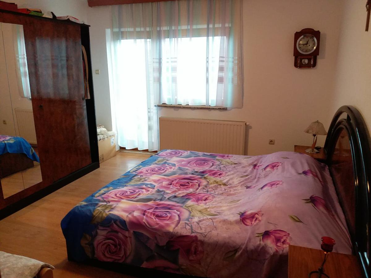 Kuca Za Odmor Sarcevic Apartment Prozor Exterior photo